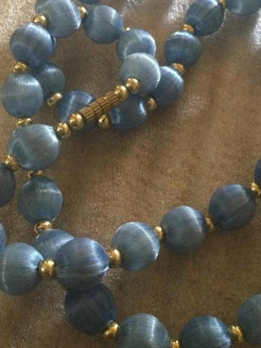 Blue Thread Bead Necklace